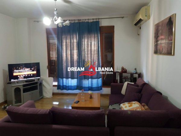 Apartament-21Verande-me-Qera-ne-Laprake-prane-KMY-ne-Tirane-ID-42214796-7.jpg