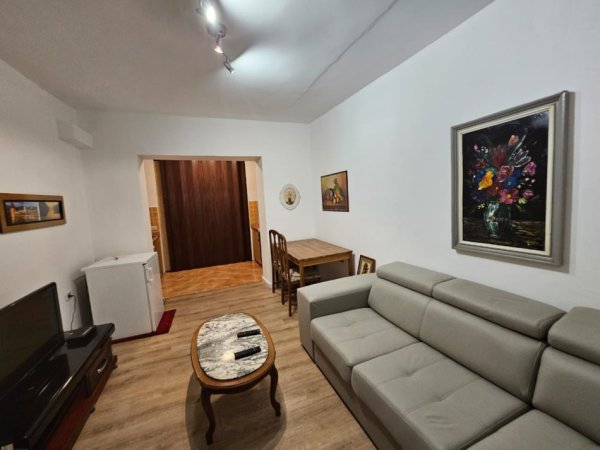Tirane, jepet me qera apartament 1+1, Kati 2, Mobiluar, 520 €, në Myslym Shyri-Tiranë