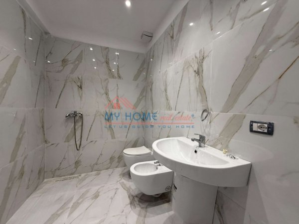 Tirane, shitet apartament 1+1+Ballkon Kati 9, 50 m² 82.000 € (Astir)