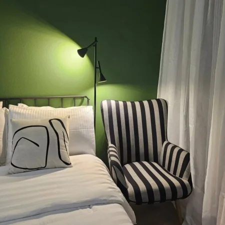 Tirane, shitet apartament 1+1 , 95.000 € (Kompleksi Kontakt)