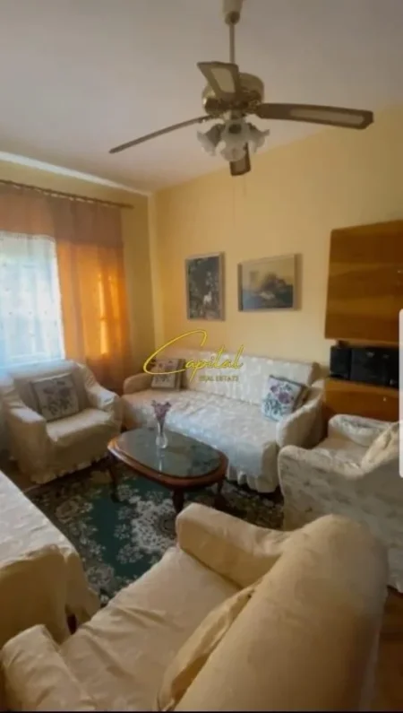 Tirane, jepet me qera apartament 2+1 Kati 4, 75 m² 450 € (RRUGA FERIT XHAJKO)