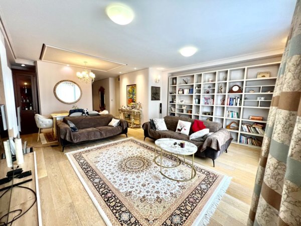 Tirane, shitet apartament 3+1 , 155 m² (Stadiumi Air Albania)