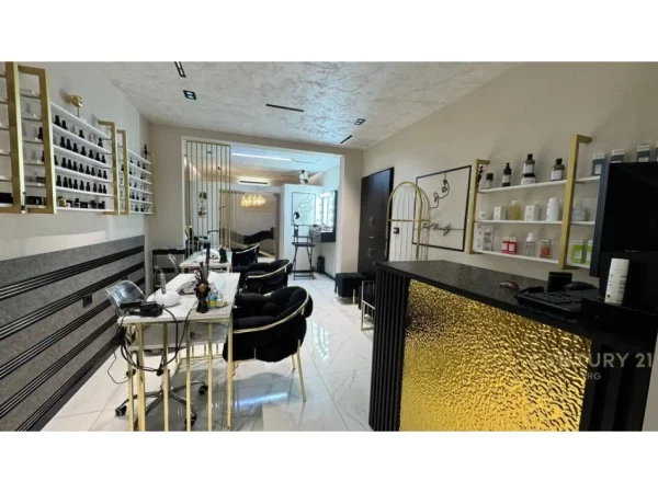 Tirane, shitet ambjent biznesi Kati 1, 90 m² 40.000 € (Stadiumi Dinamo)