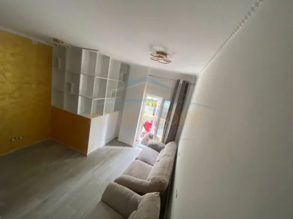 Durres, shitet apartament 1+1 Kati 1, 80 m² 89.000 € 