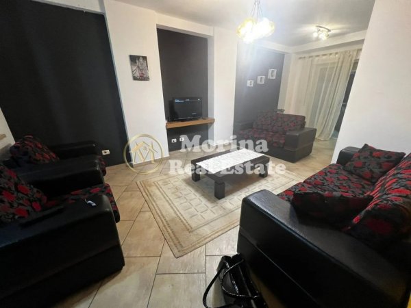 Tirane, jepet me qera apartament 2+1 Kati 2, 98 m² 600 € (Rruga Fortuzi)