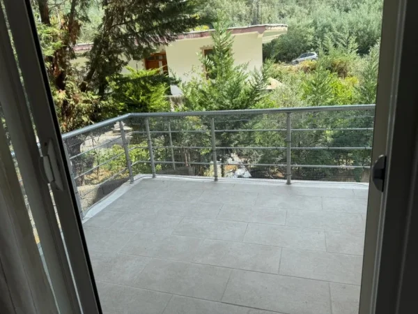 Tirane, shitet apartament 1+1 Kati 2, 81 m² 98.000 € 