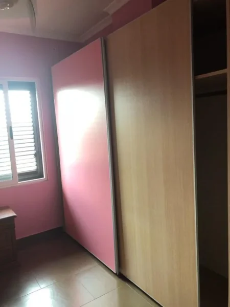 Tirane, jepet me qera apartament 2+1 Kati 5, 90 m² 650 € (Rruga e Dibres)