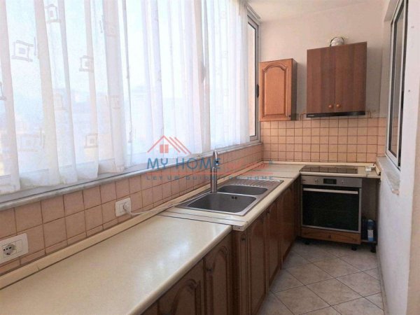 Tirane, jepet me qera apartament 3+1+Ballkon Kati 5, 110 m² 700 € (Siri Kodra)