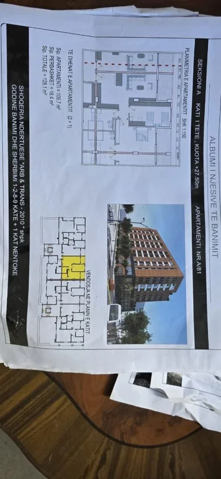 Tirane, shitet apartament 3+1 Kati 7, 153 m² 122.400 € 