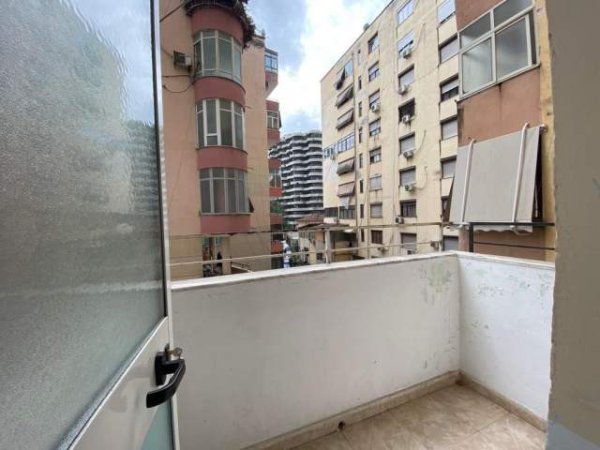 Tirane, shitet apartament 1+1+BLK Kati 4, 62 m² 130.000 Euro(Rruga Elbasanit)