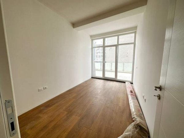Tirane, jepet me qera apartament 3+1+BLK Kati 2, 114 m² 1.300 Euro (Komuna e Parisit)