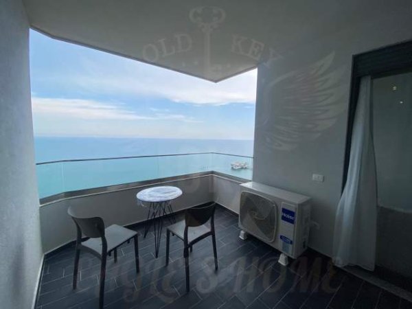 Durres, jepet me qera apartament 1+1+BLK Kati 17, 91 m² 800 Euro (VOLLGA)