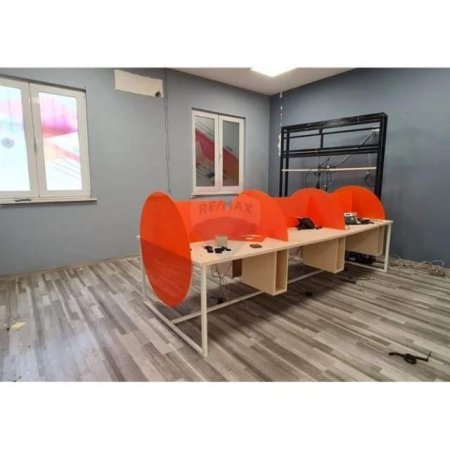Tirane, jepet me qera ambjent biznesi Kati 0, 1.000 m² 5.000 Euro (Selite)