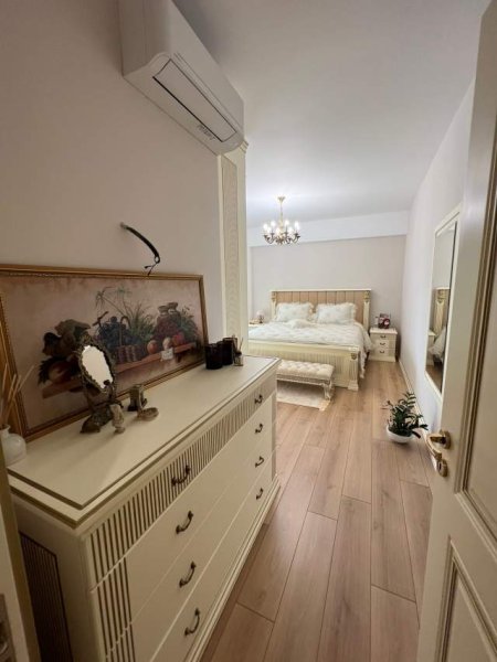 Tirane, jepet me qera apartament 2+1+BLK 100 m² 1.800 Euro (Rruga Kosavarve pamje nga Liqeni)