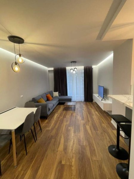Tirane, jepet me qera 2+1+BLK 700 Euro  Fusha Aviacionit  (Kompleksi Turdiu)