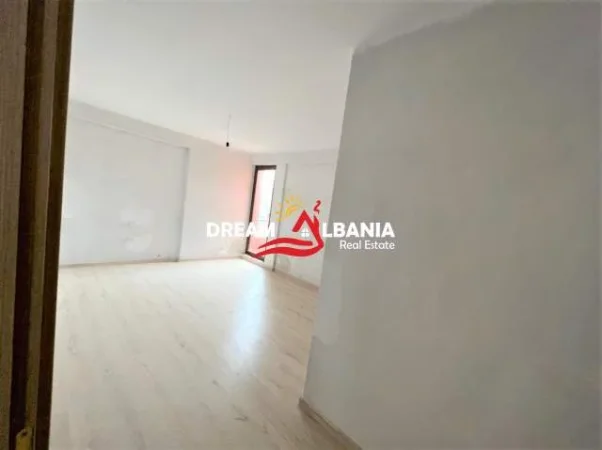 Tirane, shitet apartament 2+1+BLK Kati 2, 91 m² 125.000 Euro (Kopshti Botanik)