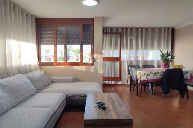 Tirane, shitet apartament 2+1+BLK Kati 13, 110 m² 125.000 Euro (Tish Dahia)