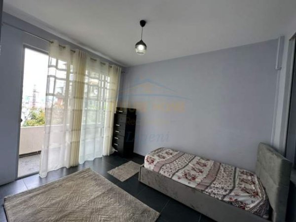 Tirane, jepet me qera apartament 2+1 Kati 1, 90 m² 350 Euro