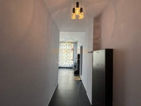 Tirane, jepet me qera apartament 2+1 Kati 1, 90 m² 350 Euro
