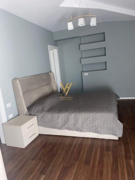 Tirane, jepet me qera Vile 3+1+A+BLK Kati 0, 277 m² 2.500 Euro (KODRA E DIELLIT)