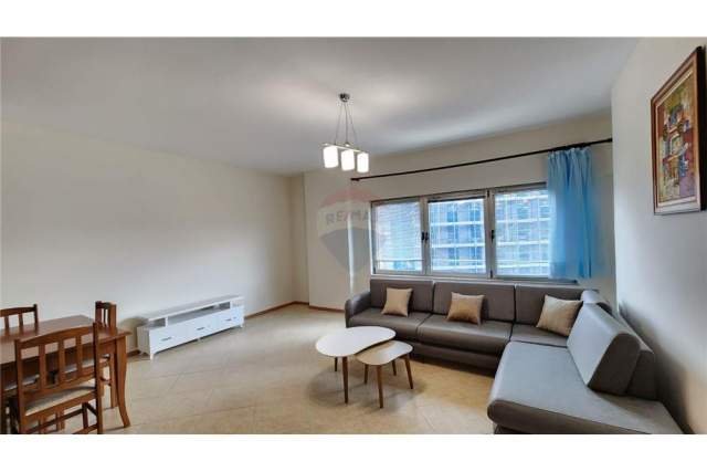 Tirane, jepet me qera apartament Kati 7, 106 m² 800 Euro (Gjon Pali 2)