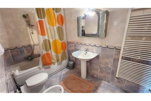 Tirane, jepet me qera apartament Kati 7, 106 m² 800 Euro (Gjon Pali 2)