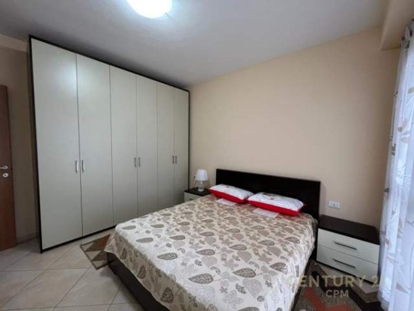 Tirane, jepet me qera apartament 1+1+BLK Kati 4, 65 m² 450 Euro (Kompleksi Delijorgji, Rruga e Kavajës)