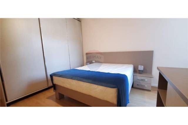 Tirane, jepet me qera apartament 2+1+BLK Kati 2, 120 m² 700 Euro (Bulevardi Zogu I)