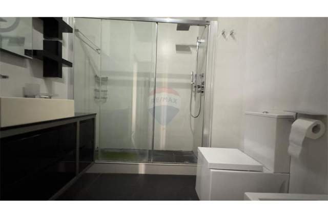 Tirane, jepet me qera apartament Kati 9, 120 m² 800 Euro (Liceu Artistik)