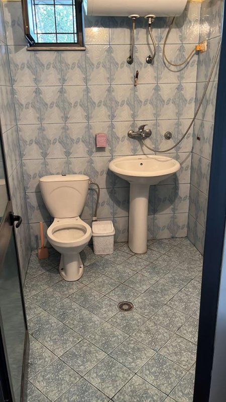 Tirane, jepet me qera shtepi 1+1 Kati 1, 40 m² 30.000 Leke (prapa Fakultetit te Mjeksise)