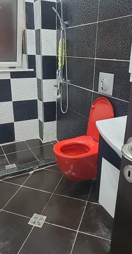 Tirane, jepet me qera apartament 2+1+BLK 90 m² 500 Euro (Stacioni i Trenit)