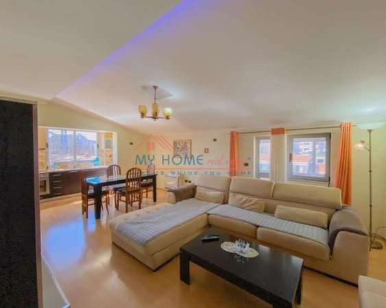 Tirane, jepet me qera apartament 2+1+Ballkon Kati 4, 113 m² 700 € (Myslym Shyri)