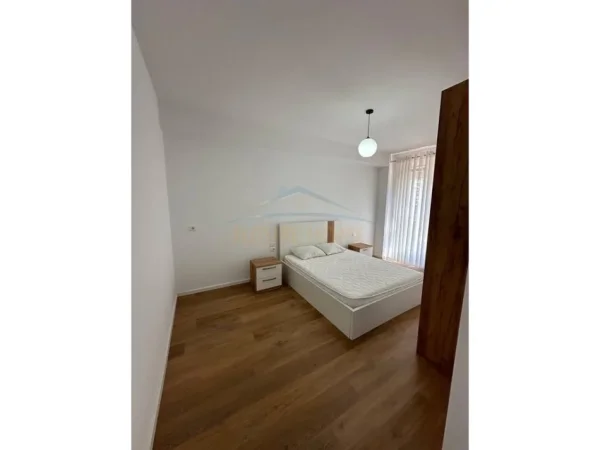 0683487469 Tirane, jepet me qera apartament 2+1 Kati 3, 111 m² (Don Bosko , Trio Tower Residence)