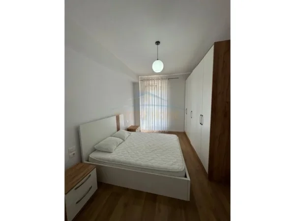 0683487469 Tirane, jepet me qera apartament 2+1 Kati 3, 111 m² (Don Bosko , Trio Tower Residence)