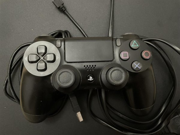 shitet-ps4-playstation-4-slim.jpeg