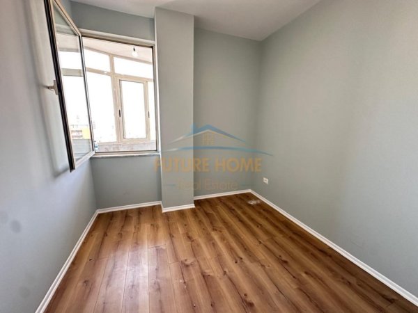 Tirane, shitet apartament 1+1 Kati 8, 59 m² 140.000 € (Rruga Fortuzi)