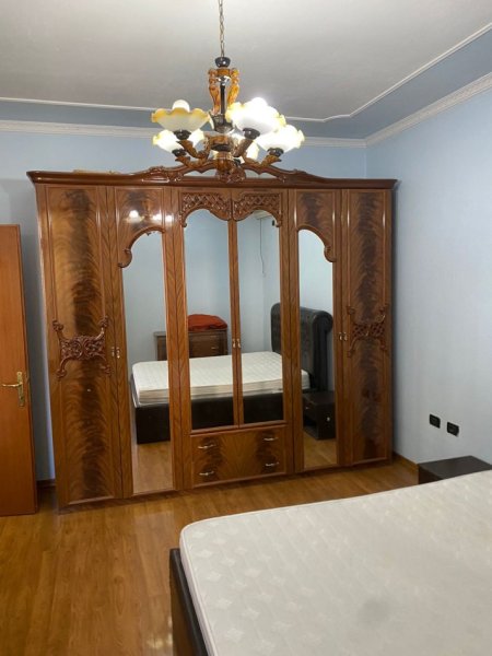 📌 Jepet me qera hyrje 2+1 – Ali Dem, tek Tregu Elektrik 500 € (Tregu Elektrik)