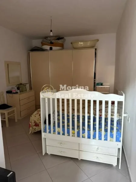 Tirane, shitet apartament 2+1 Kati 1, 107 m² 155.000 € (Astir)