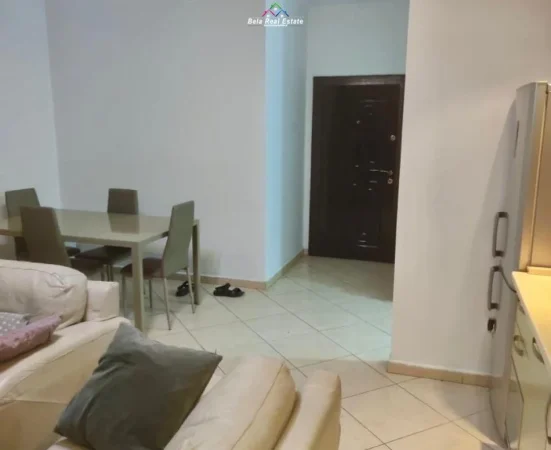 Tirane, jepet me qera apartament 2+1 Kati 2, 120 m² 700 € (rruga ferit xhajko)