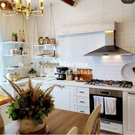 Tirane, shitet apartament 3+1 Kati 4, 95 m² 173.000 € (Siri Kodra)