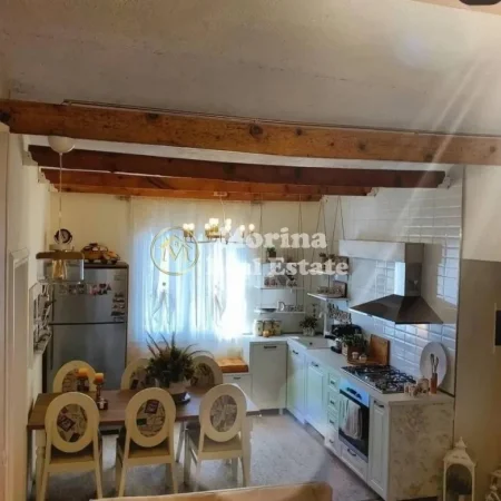 Tirane, shitet apartament 3+1 Kati 4, 95 m² 173.000 € (Siri Kodra)