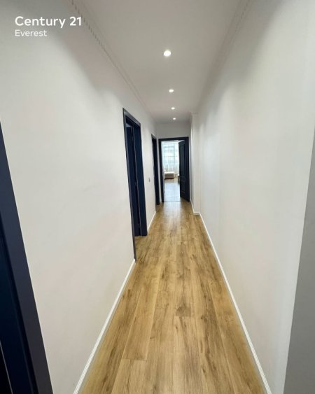 🏠 Shesim Apartament 2+1 tek Brryli, Tiranë💰 190,000 €Ky apartament modern ndodhet në një palla...jpg