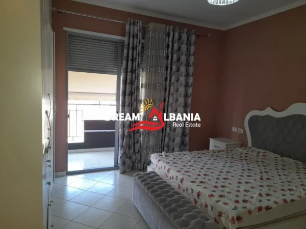 Tirane, jepet me qera apartament 2+1 , 117 m² 520 € (ne Fresk)