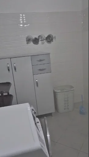 Tirane, jepet me qera apartament 1+1 Kati 1, 80 m² 450 € (5 Maji)