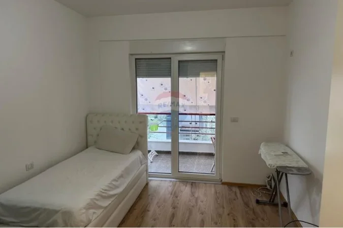 Tirane, shitet apartament 2+1 Kati 2, 103 m² 215.000 € 