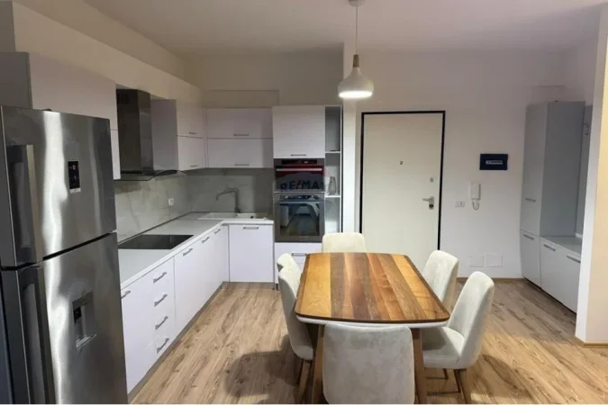 Tirane, shitet apartament 2+1 Kati 2, 103 m² 215.000 € 