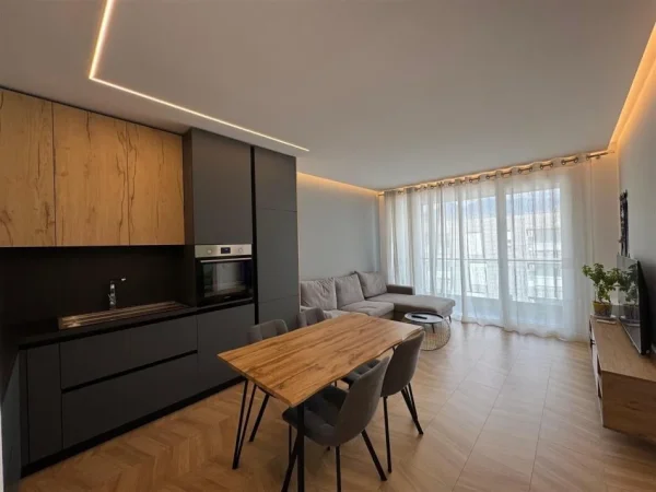 Tirane, shitet apartament 1+1 Kati 9, 63 m² 175.000 € (FIORI DI BOSCO)