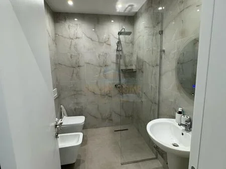 Tirane, shitet apartament 2+1 Kati 2, 109 m² 265.000 € (Kodra e Diellit)