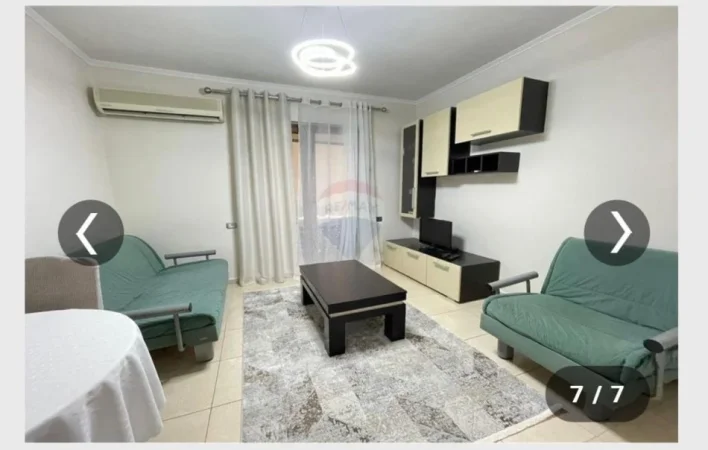 Tirane, ndarje qeraje me vajze apartament 1+1+Ballkon Kati 3, 75 m² 500 €