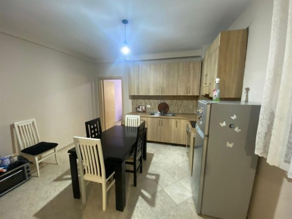 0683487469 Tirane, jepet me qera apartament 2+1 Kati 7, 75 m² 500 € (Zogu i Zi , Mbrapa Logos)